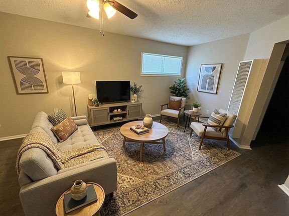 3rd image of 2086 Hubert Ave #1