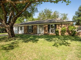 5521 Galway Ln, North Richland Hills, TX 76180