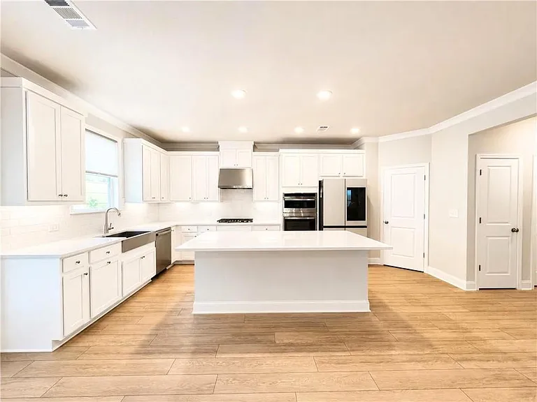830 Elderberry Ct — Photo 5