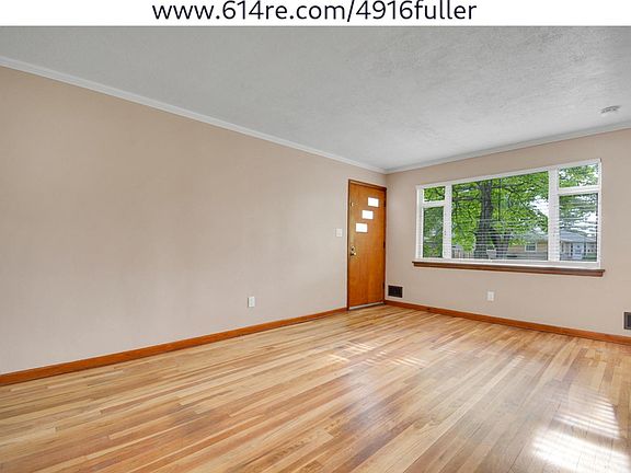 3rd image of 4916 Fuller Dr