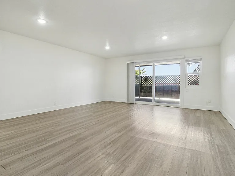Penthouse- Livingroom