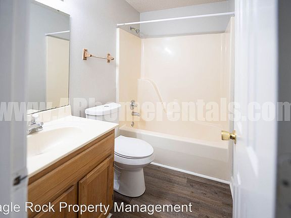 5th image of 2415 Washington Ave #11734244