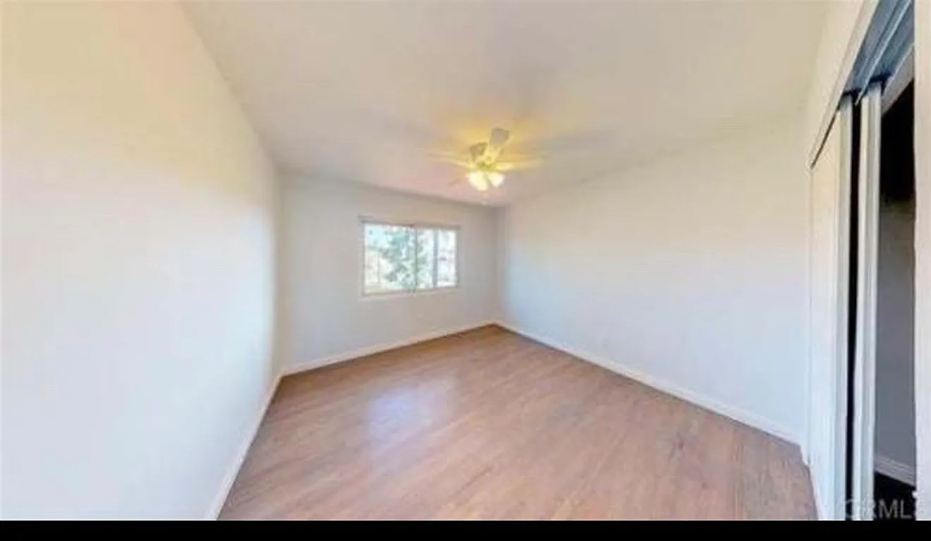 4 bed, 2293 sqft, $1,200 — Photo 2