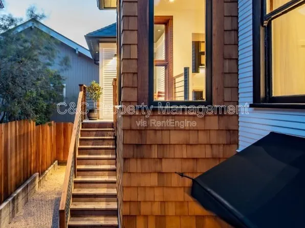 318 18th St #B, Pacific Grove, CA 93950