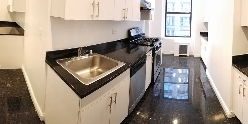 Rented by Solil Management | media 4