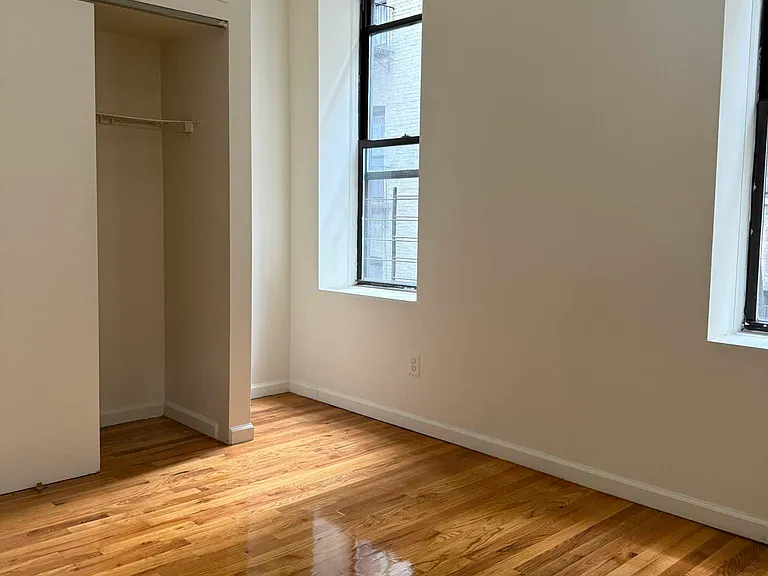 532 W 152nd St #4 — Photo 3