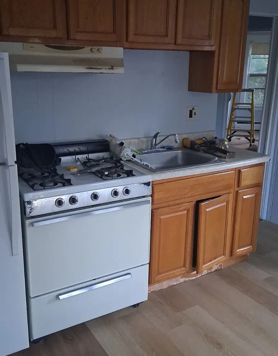 3 bed, $2,350 — Photo 2