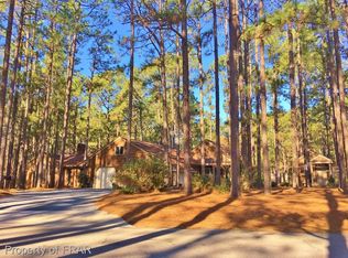 410 Fairway Dr, Southern Pines, NC 28387