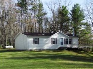 E2092 Elmer Ln, Iola, WI 54945