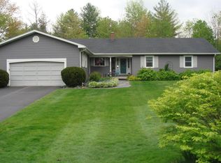 14 Holly Ln, Williamstown, MA 01267