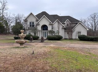 2048 Wooded Dr, Grenada, MS 38901