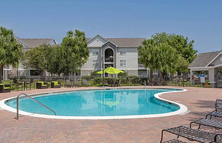 Kenwood Club at the Park Apartments — Photo 20