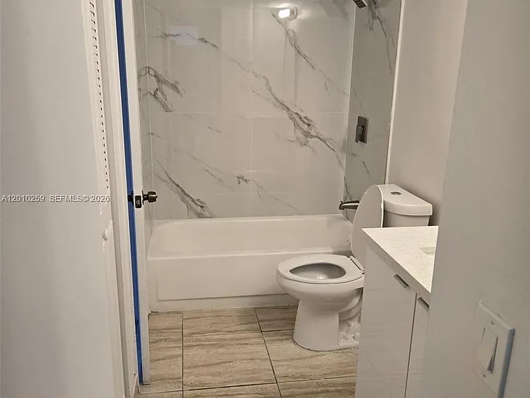 496 NW 165th Street Rd #D210 — Photo 15