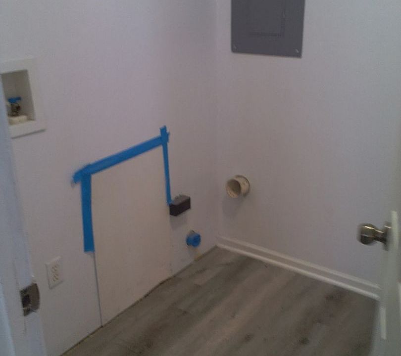 1st image of 1009 Benjamin Blvd #2