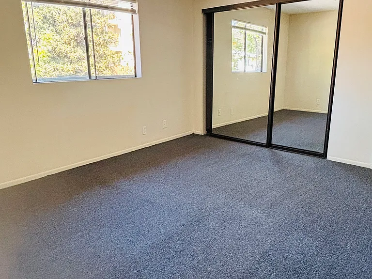 445 Landfair Ave #4 — Photo 12