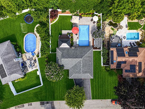 2nd image of 22 Caddy Place