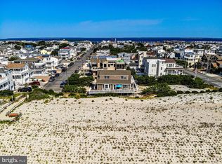 1 W 9th St, Beach Haven, NJ 08008