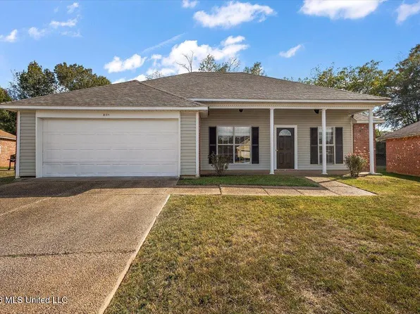 120 Nicholson Dr, Terry, MS 39170