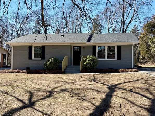 3862 Hartford St, Winston Salem, NC 27106