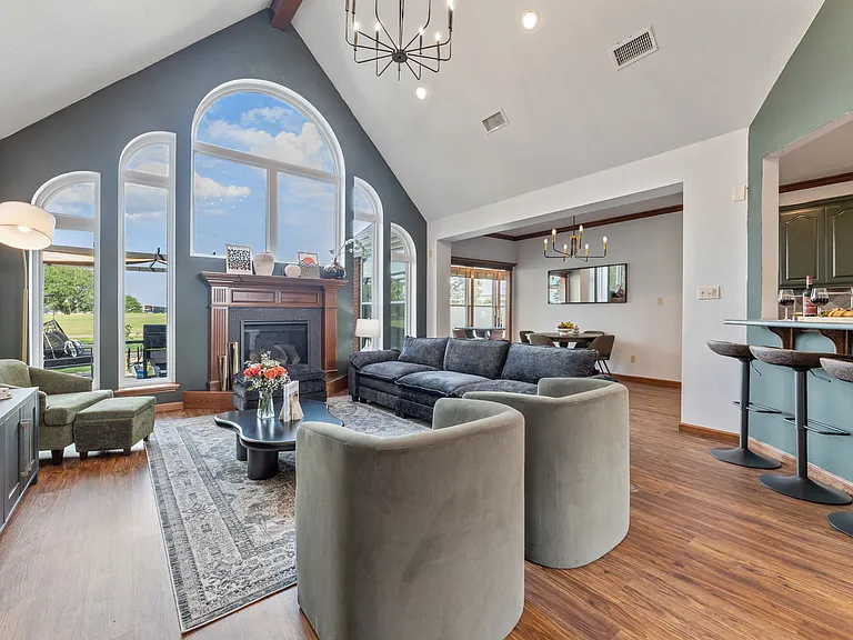 7724 Golfhill Dr — Photo 13