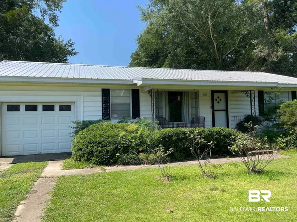18296 Sidney Ave, Robertsdale, AL 36567