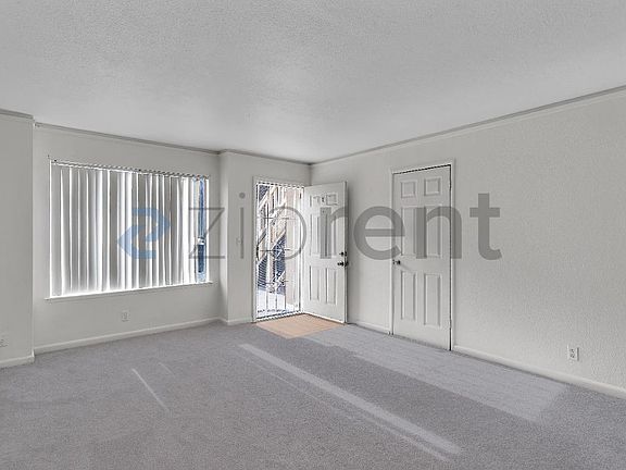 5th image of 417 Alamo Creek Ct APT E