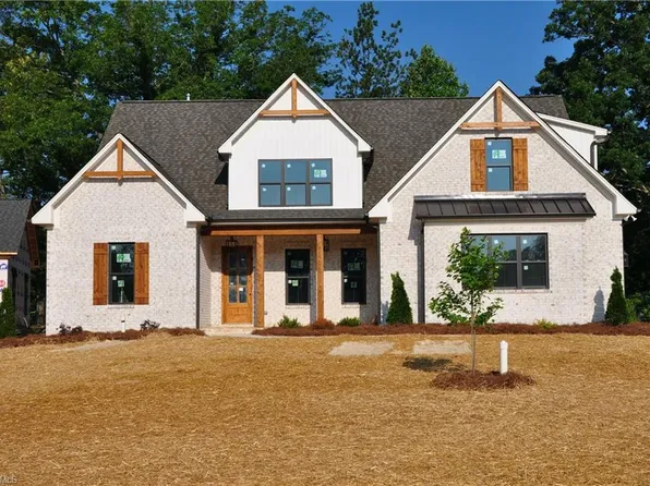 384 Indian Peaks Dr, Winston Salem, NC 27107