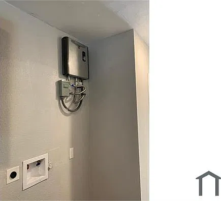 211 E Sterling St #1 — Photo 4