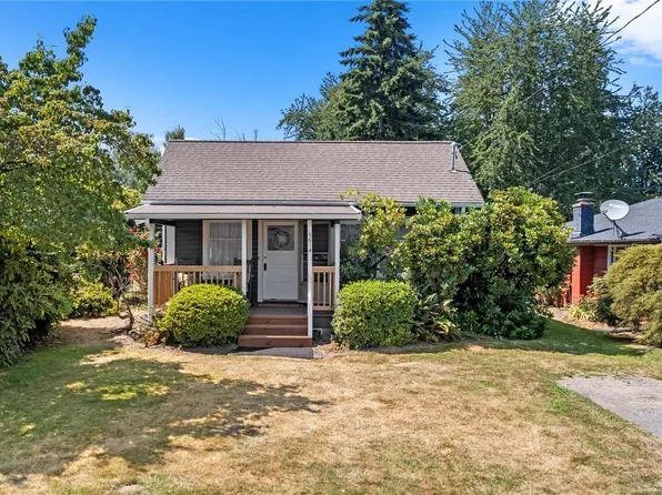 5814 108th Avenue Ct E, Puyallup, WA 98372