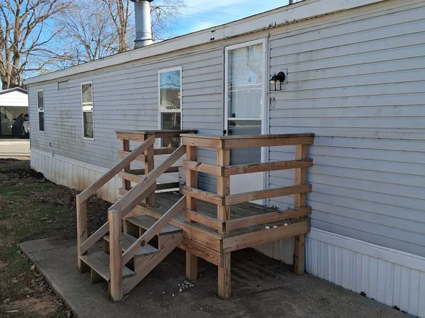 239 N Park Ave #18, Martinsville, IN 46151