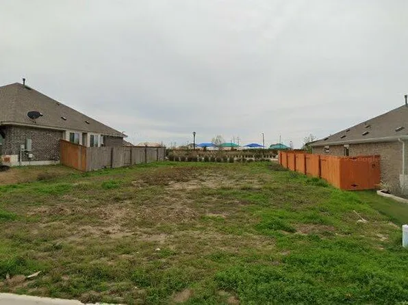 209 Tailwind Dr, Kyle, TX 78640