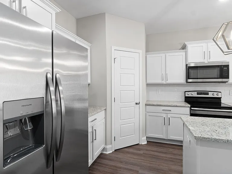 224 Drayton Dr #H — Photo 9