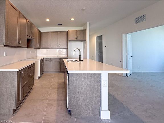 4th image of 5735 AGOSTINO WAY
