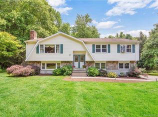 367 Purdy Hill Rd, Monroe, CT 06468