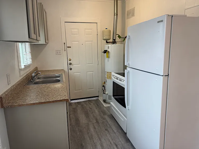 2202 Cincinnati Ave #2202 — Photo 3