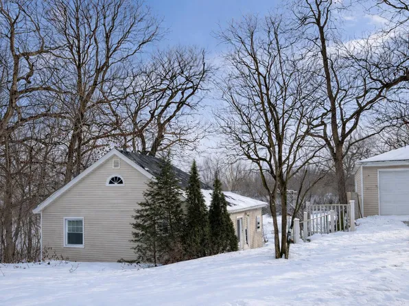 2619 Riverside Dr, Lake Station, IN 46405