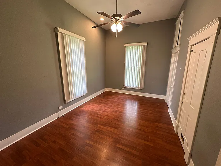 501 N Virginia St — Photo 11