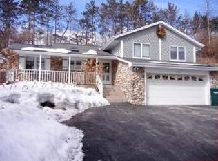 5535 S Tartan Ct, New Berlin, WI 53146