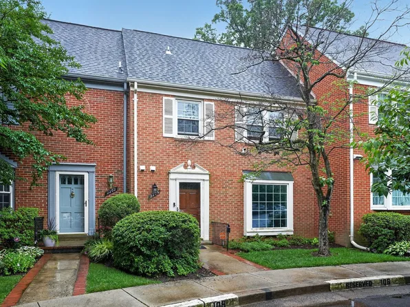 2204 N Tuckahoe St, Arlington, VA 22205