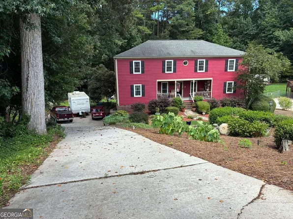 144 Shadow Lake Dr SW, Lilburn, GA 30047