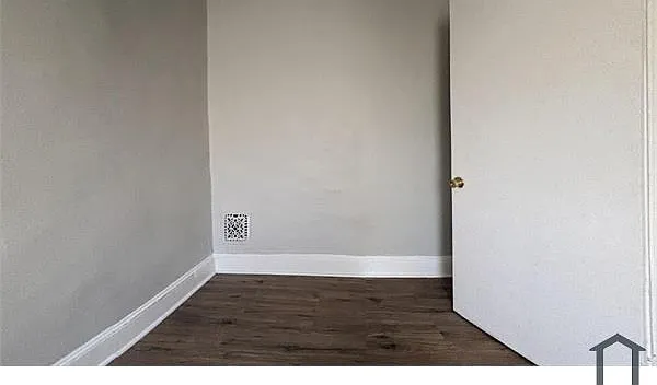 235 N Avondale St — Photo 5