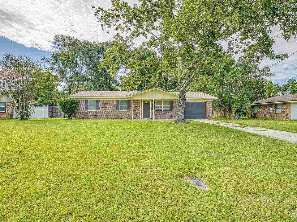 1013 Gonzalez Park Dr, Cantonment, FL 32533 Zillow