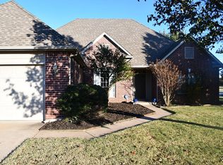 11611 S Forest Ct, Jenks, OK 74037