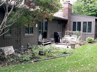 838 Brook Village Ct, Holland, MI