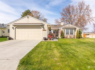 239 G St SE, Ephrata, WA 98823