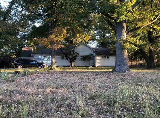 7443 Grammer Hill Rd, Benton, IL 62812