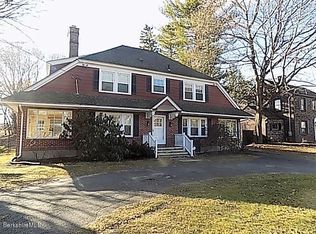 843 West St, Pittsfield, MA 01201