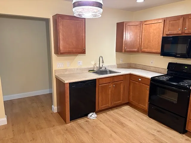 1521 Masters Dr — Photo 9