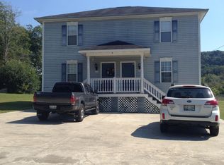 1015 Central Ave #B, Athens, TN 37303