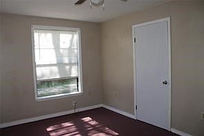 5th image of 109 Willow St